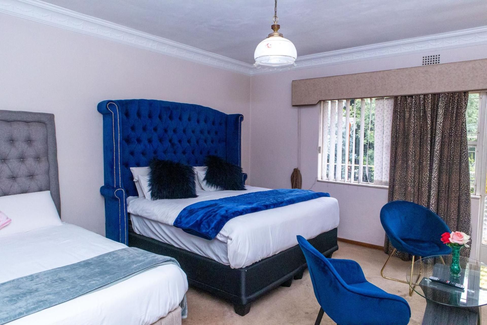 Queen Suite