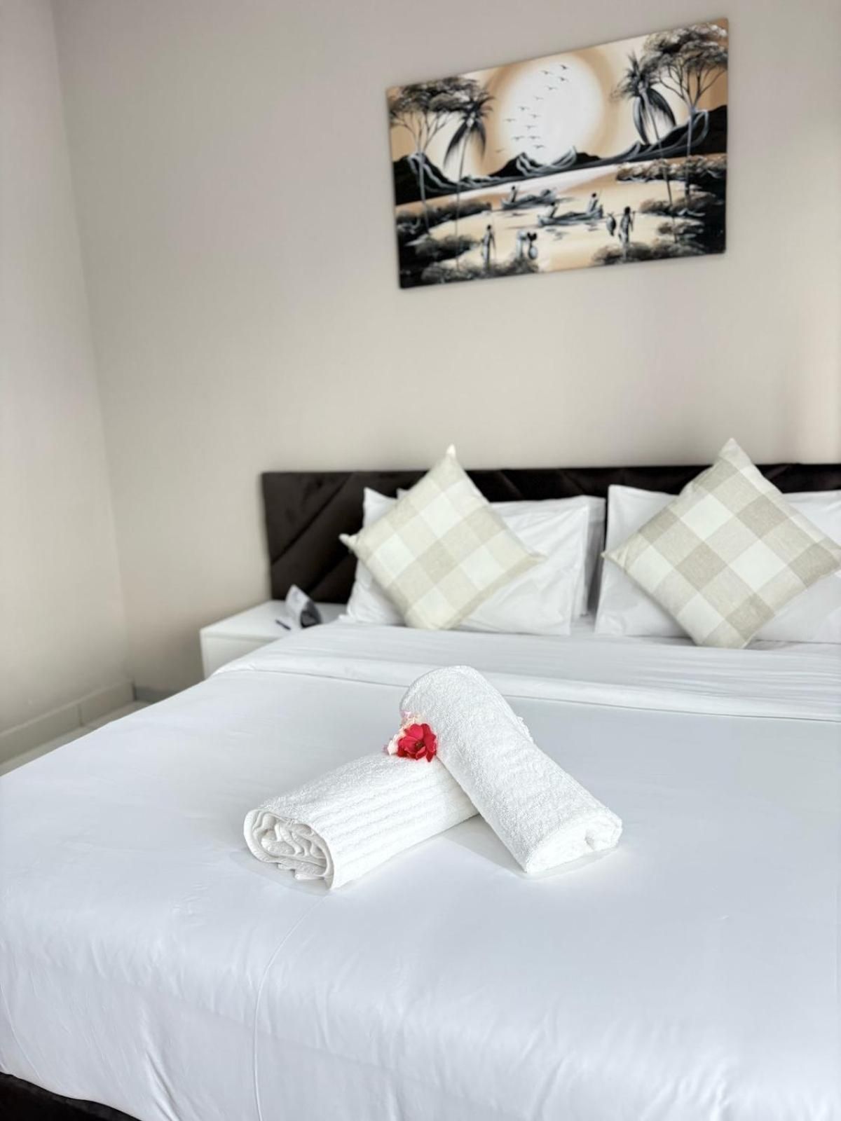 Queen Room