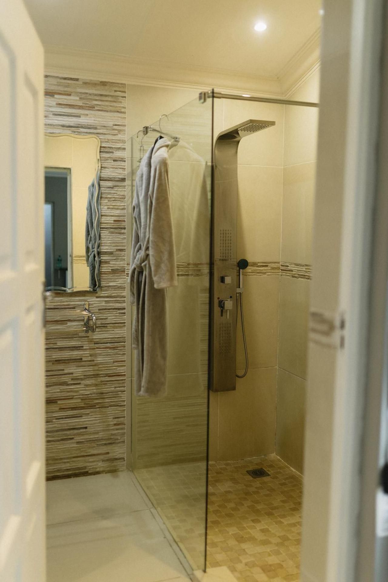 Budget Single Room