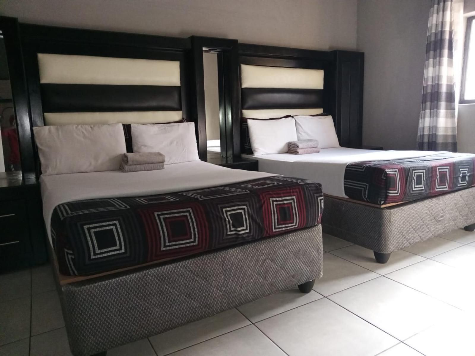 Deluxe Family Suite