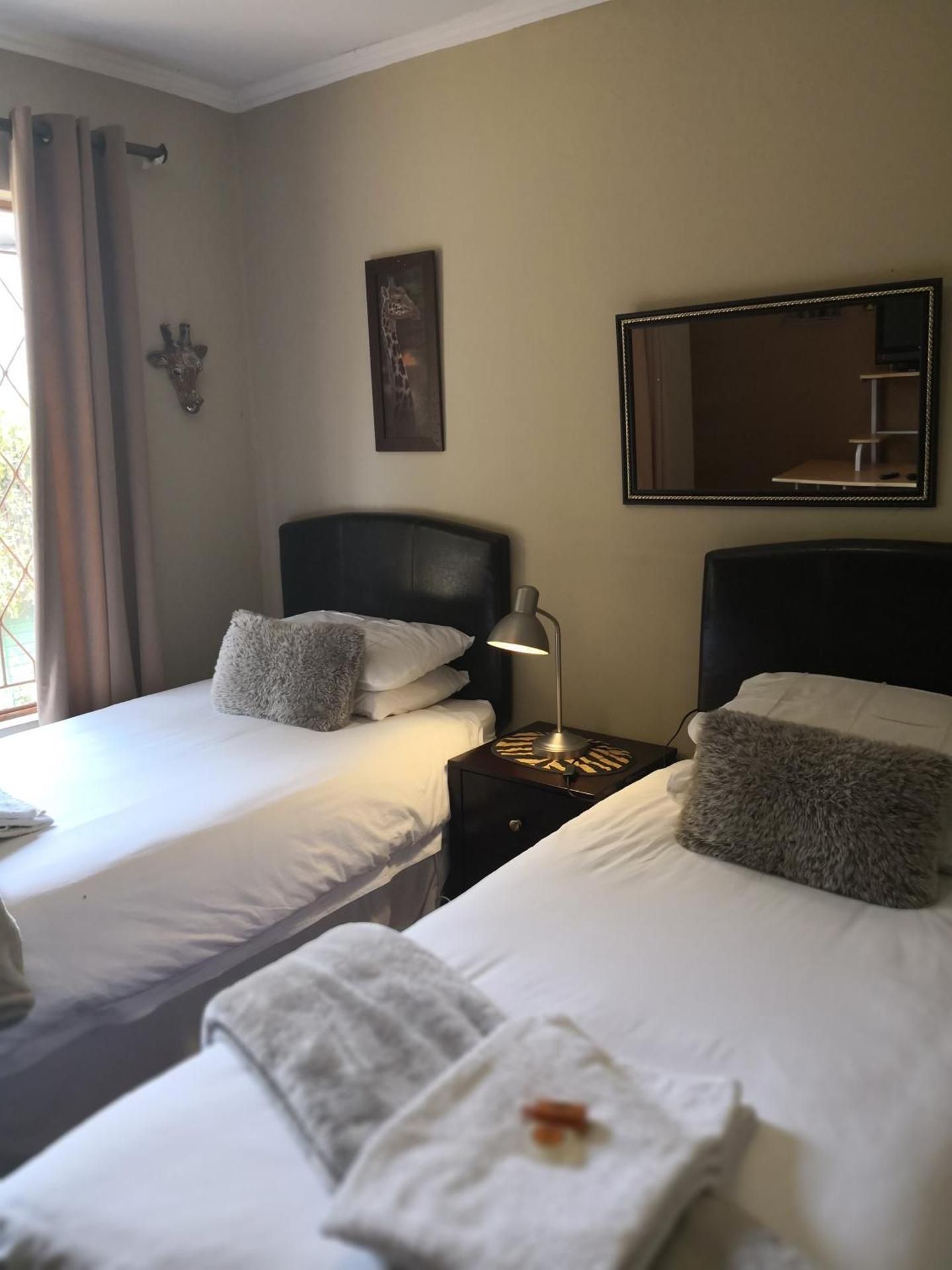 Family Room - Beach Room