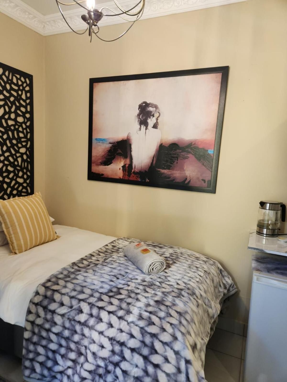 Deluxe Single Room