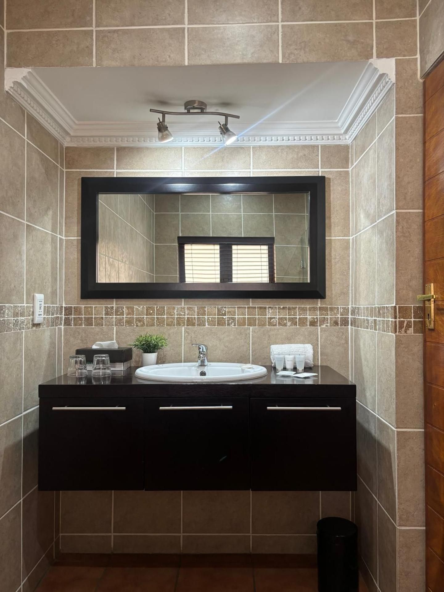 Accommodation Bedfordview - Hethersett Guesthouse King Room 3