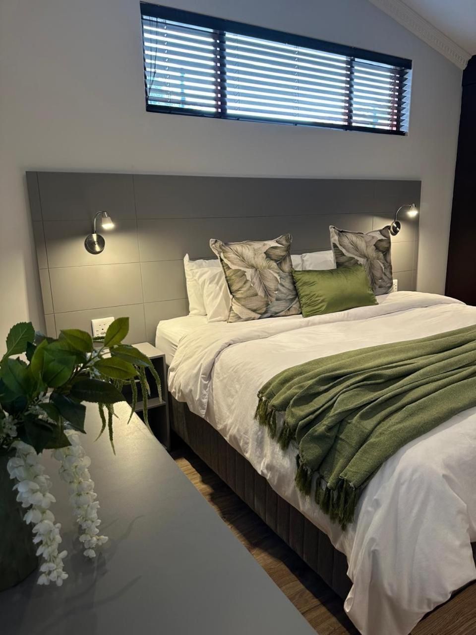 Suite with Garden View