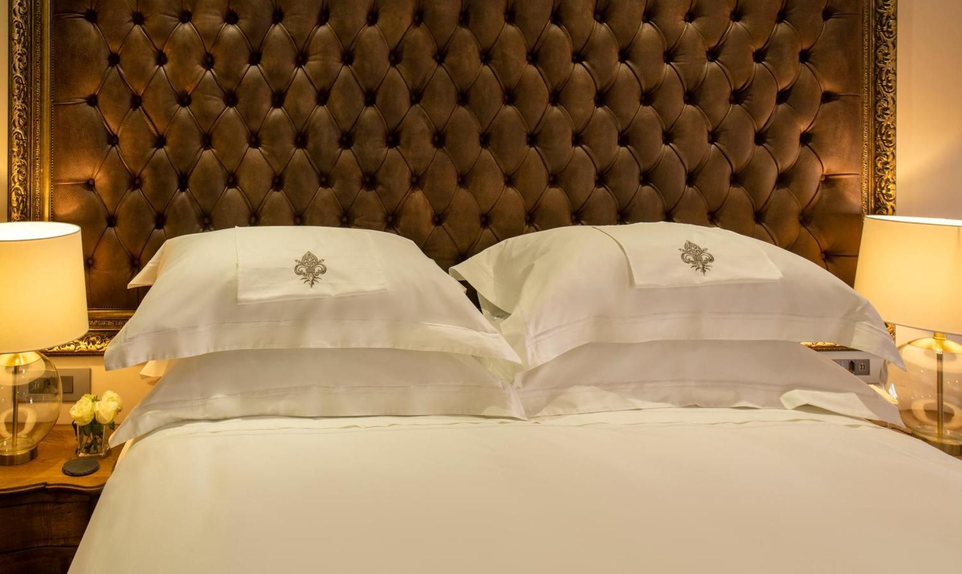 Room 10 Deluxe King Room