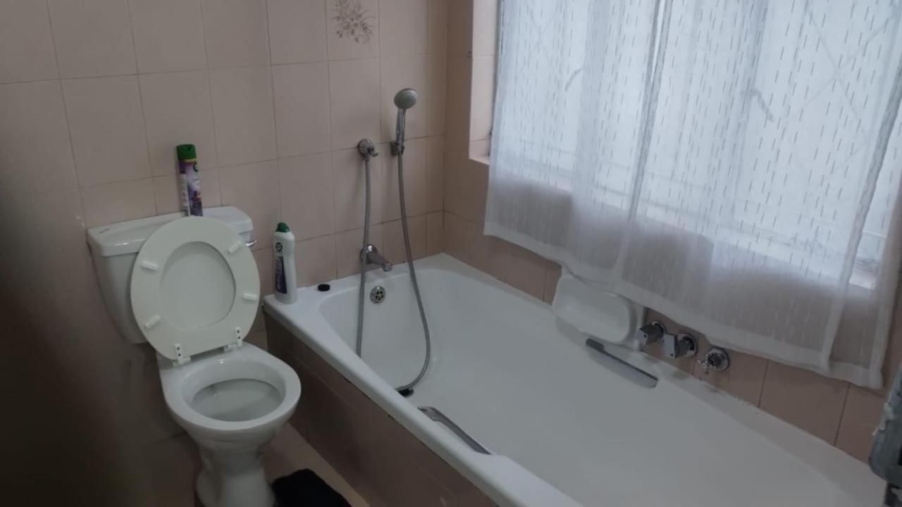 The Residency 11 46 Deluxe Double Room with Bath 2