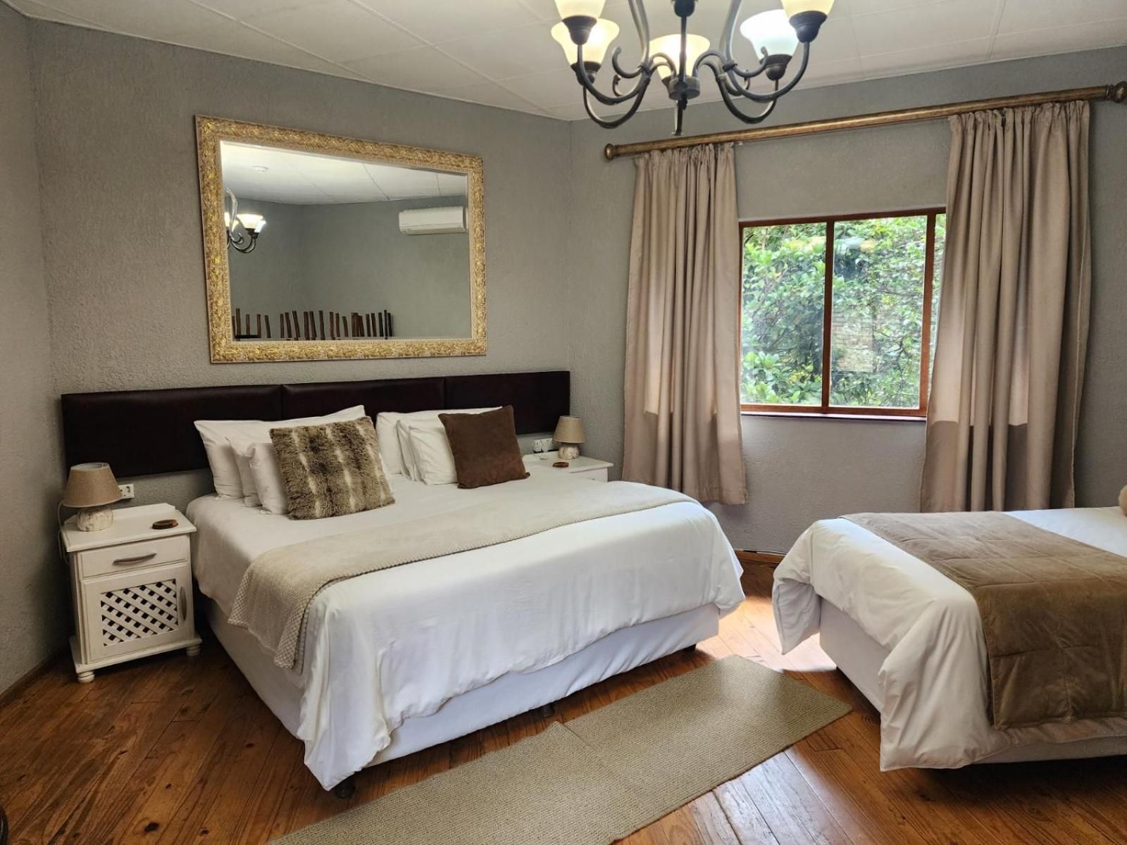 Goodnight Guest Lodge Deluxe Family Room 2