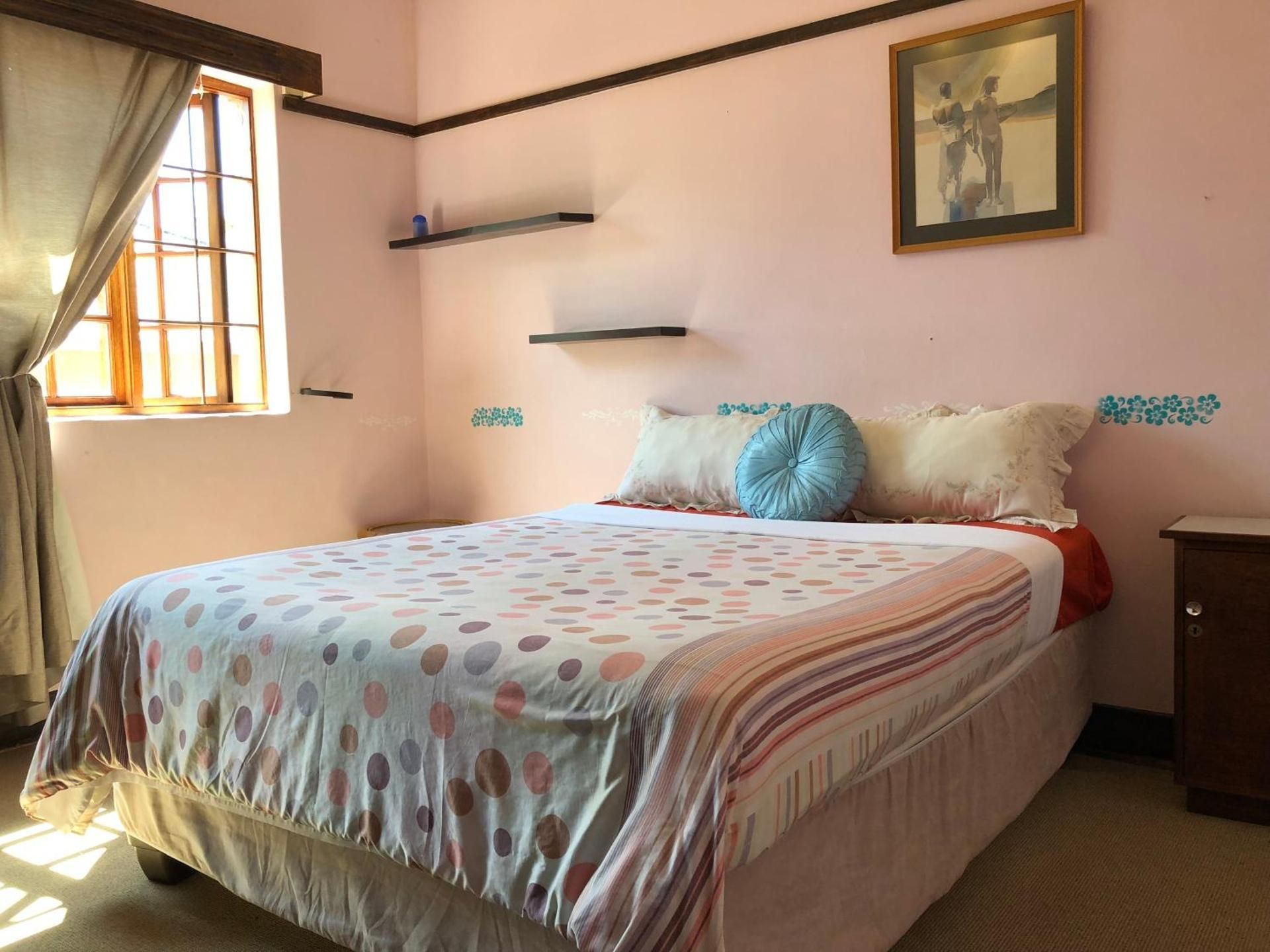 Triple Room with Shared Bathroom
