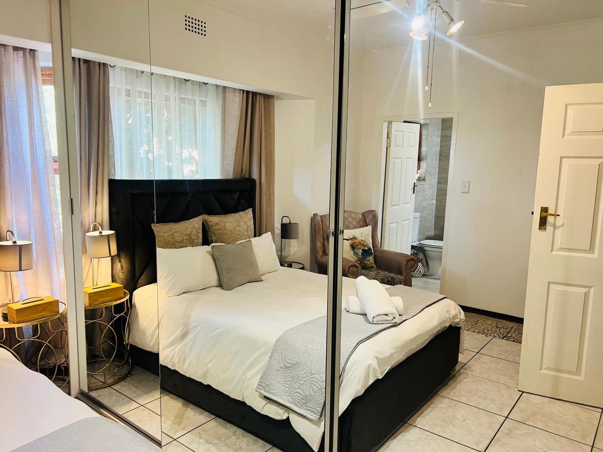 Double Room with Private External Bathroom