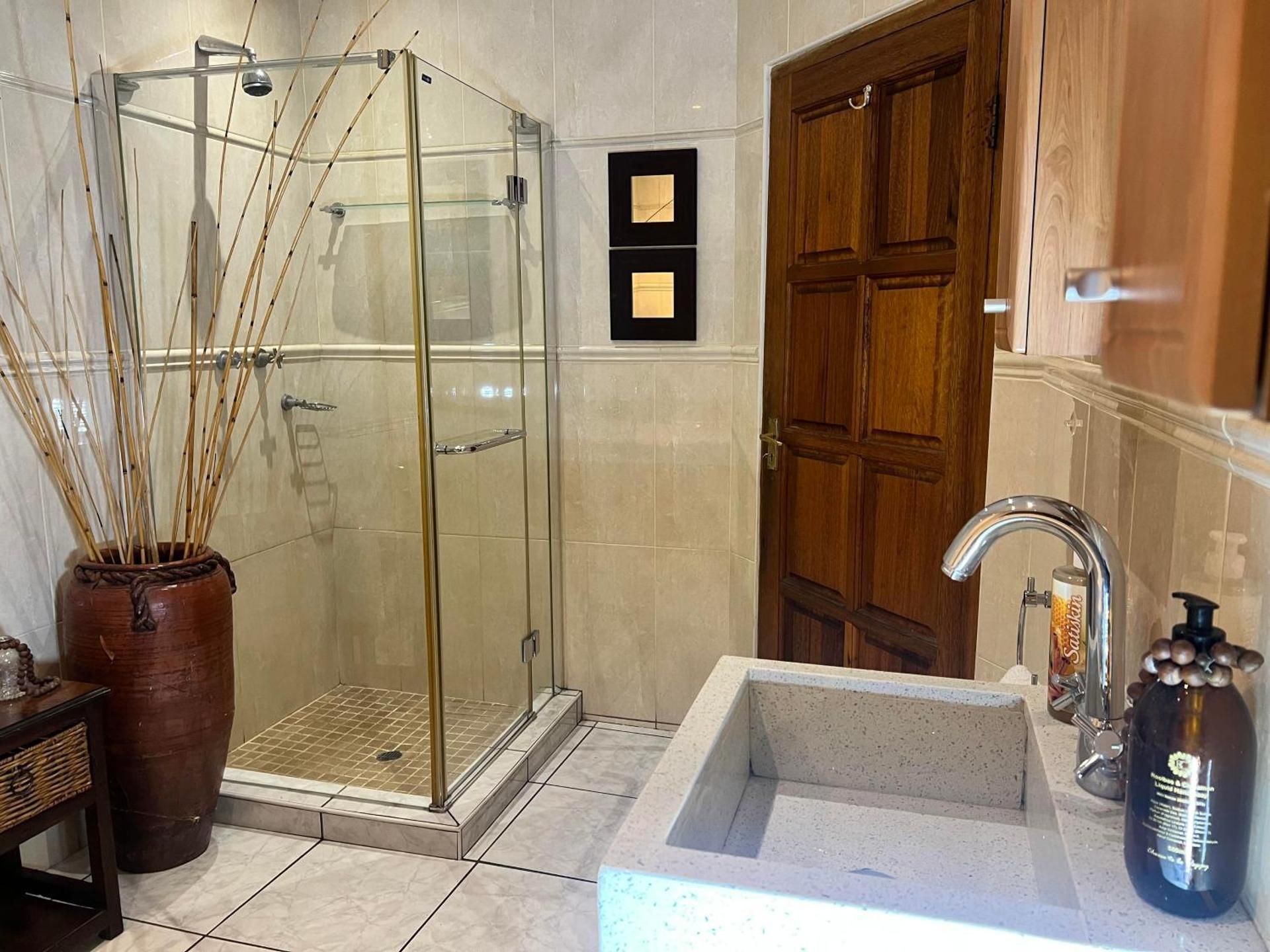 Double Room with Pool View
