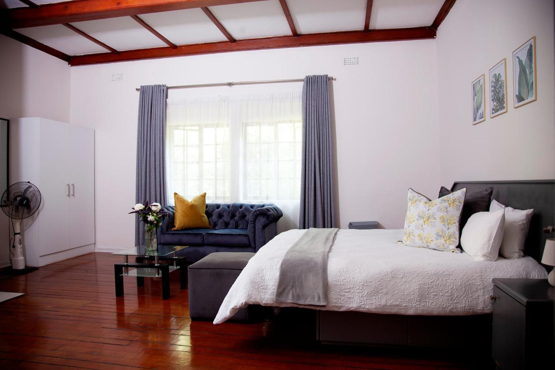 Suite in Houghton Deluxe King Room