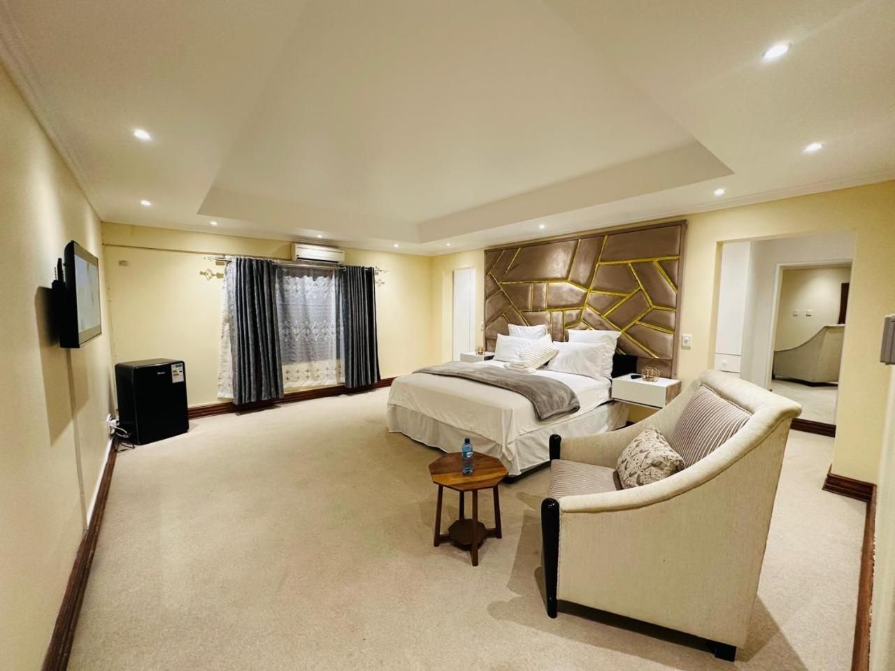Executive Triple Room