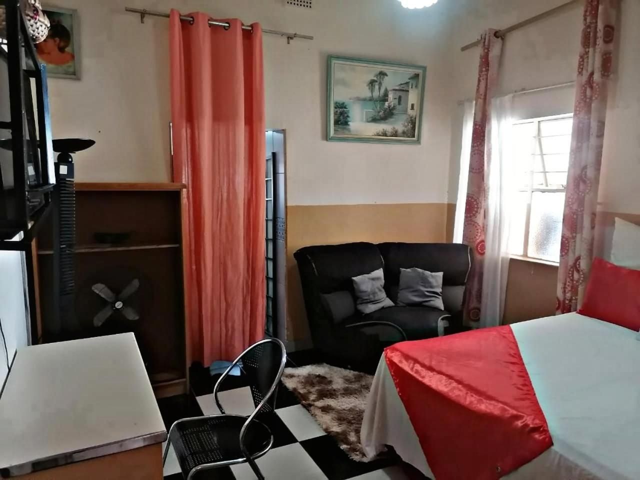 Valley center guest house  Budget Single Room 2