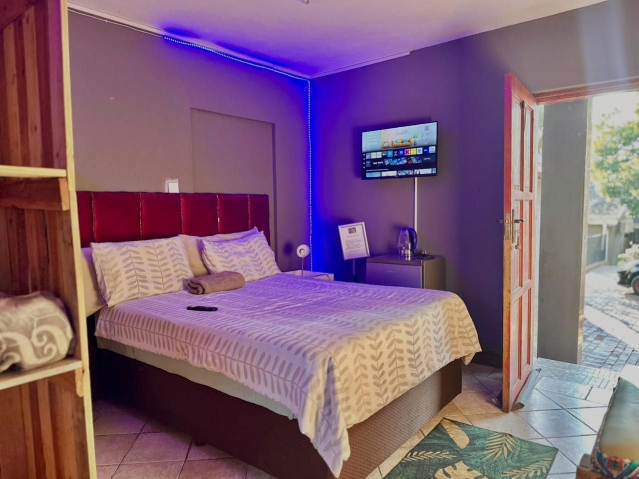 Deluxe Double Room with Shower