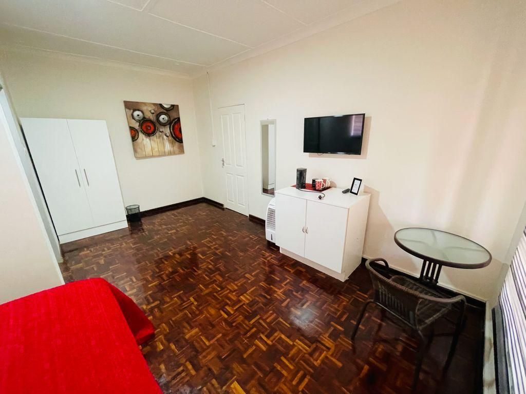 Ithonsi Guesthouse Double - 2pax 2