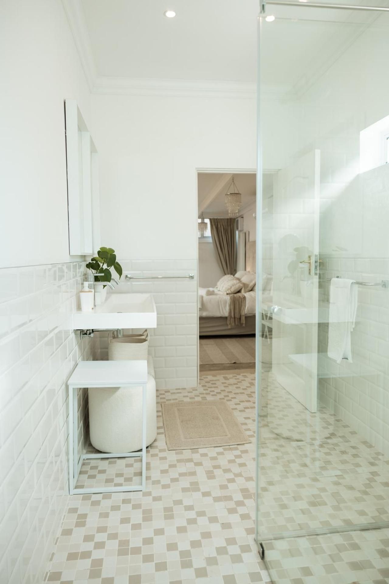 Superior King Suite