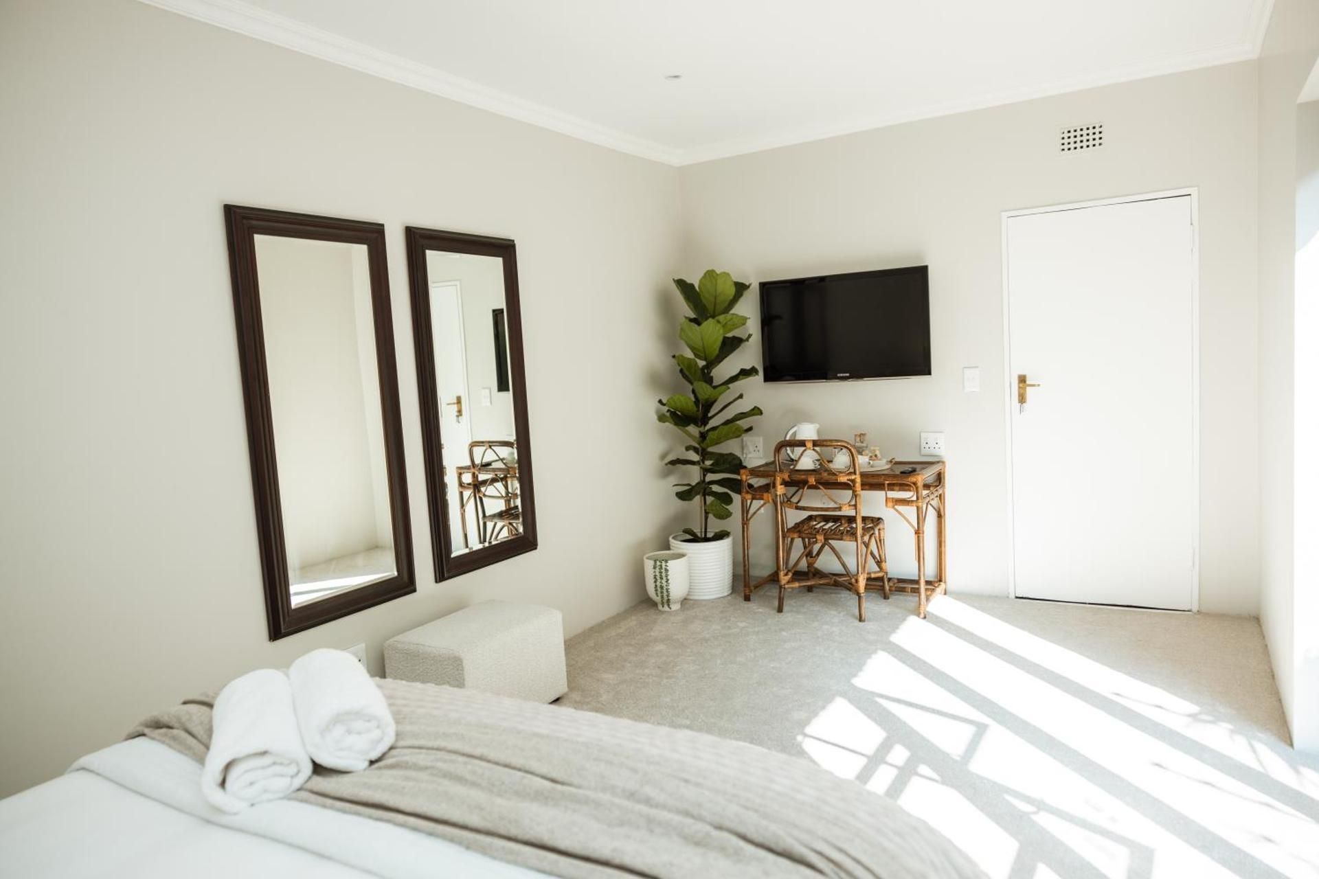Deluxe King Suite
