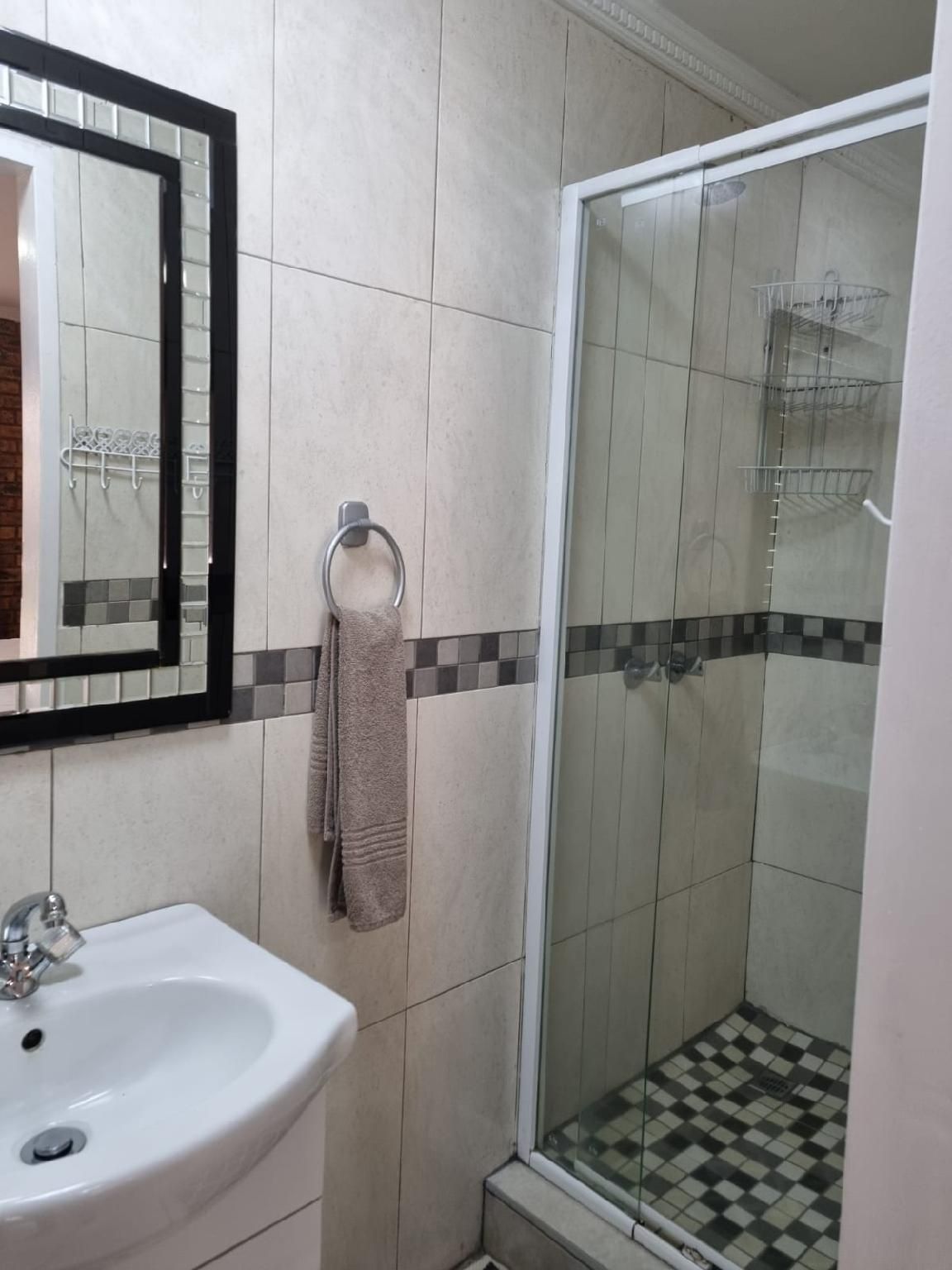 Deluxe Single / Twin room