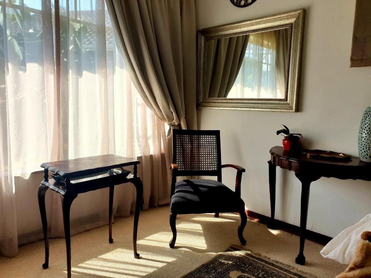 Deluxe King Suite