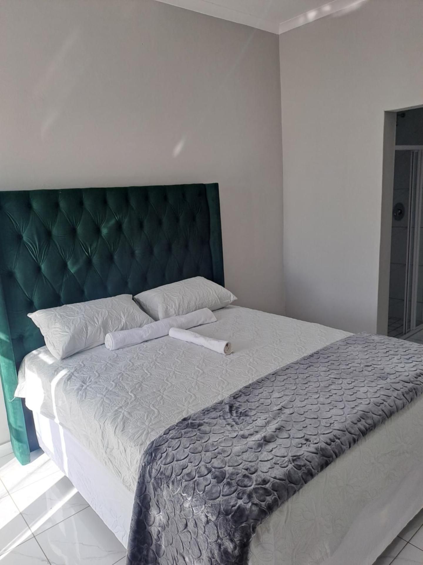 Deluxe Double Room with Bath