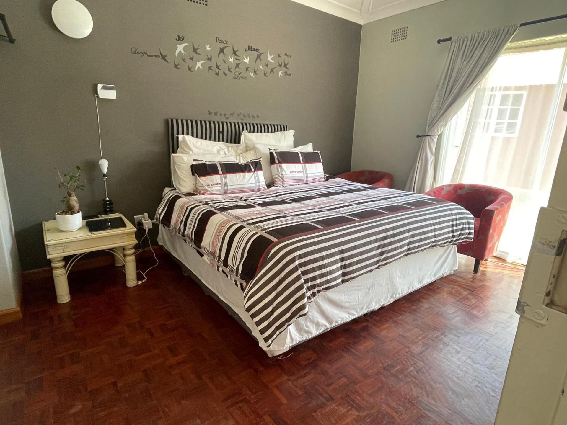 Double or Twin Room with Private Bathroom