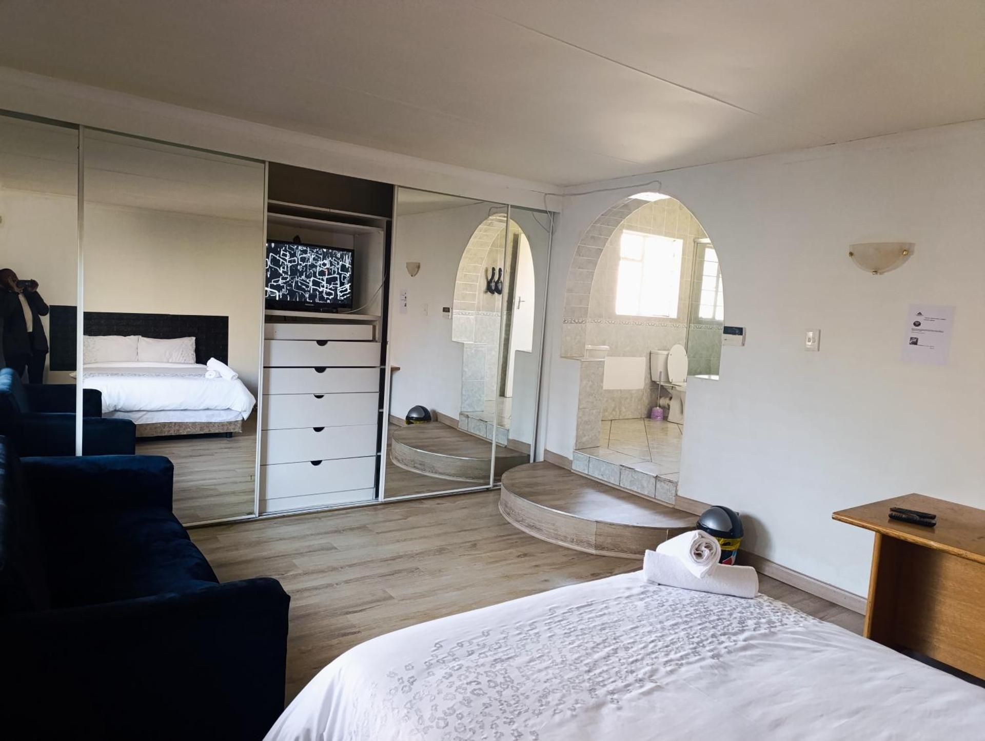 Superior King Room