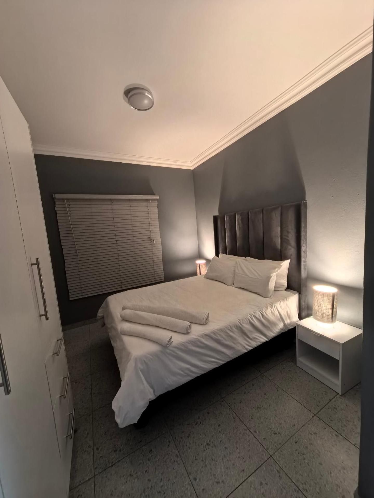 Two-Bedroom Deluxe Apartment