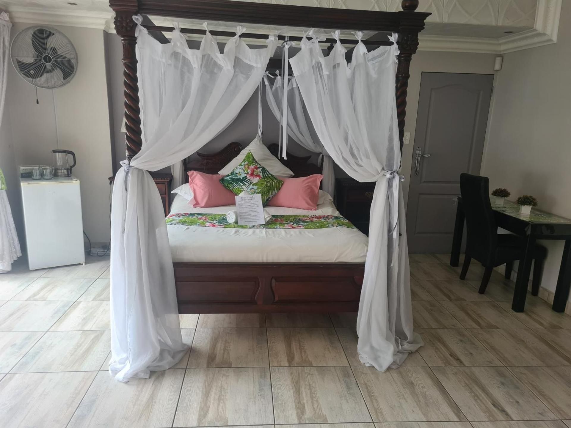 Honeymoon King Room