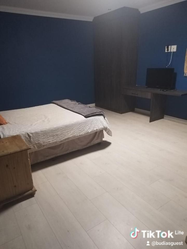 Deluxe Family Suite