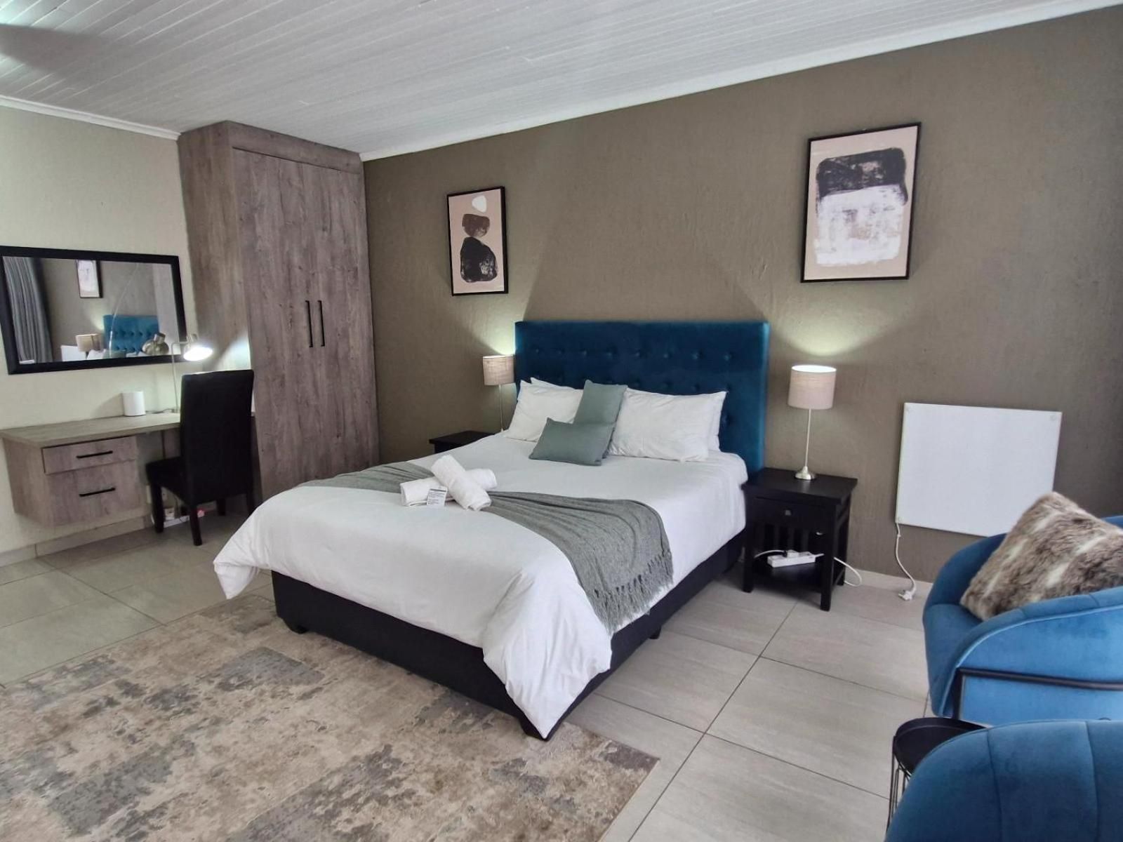 Luxury Suite