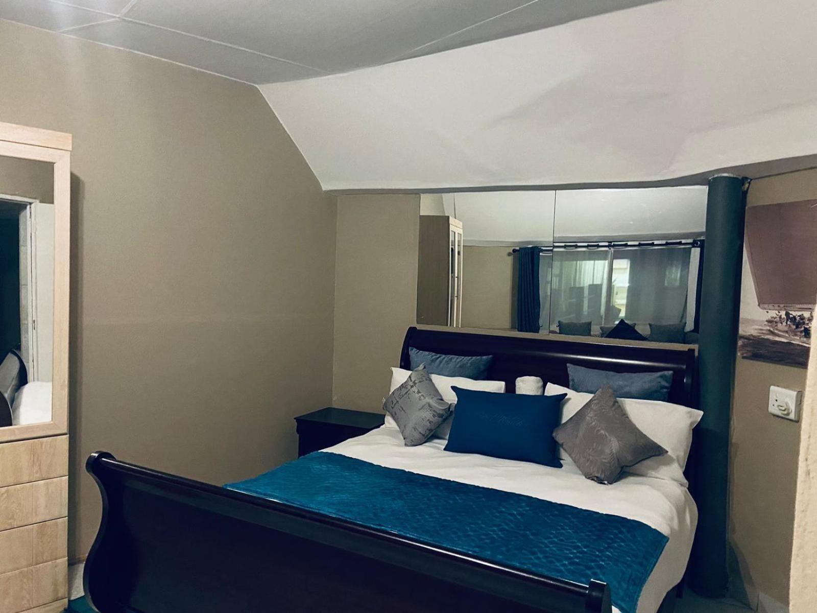 Double Room with Pool View