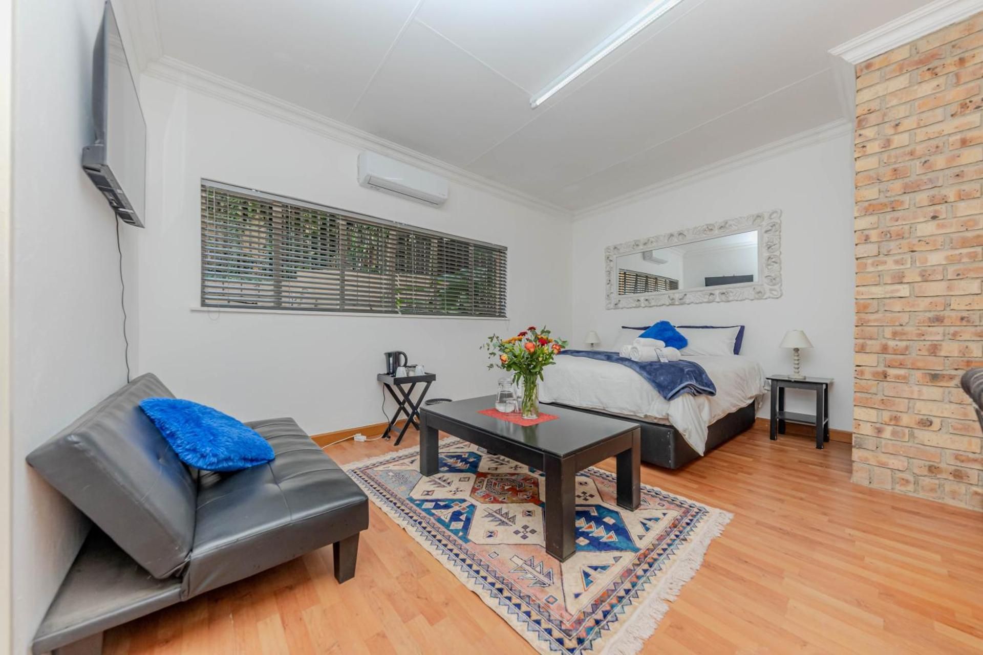 Double or Twin Room with Private Bathroom