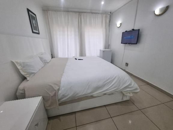 Double Room with Shared Bathroom