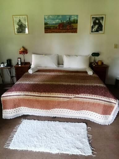Double Room with Private Bathroom