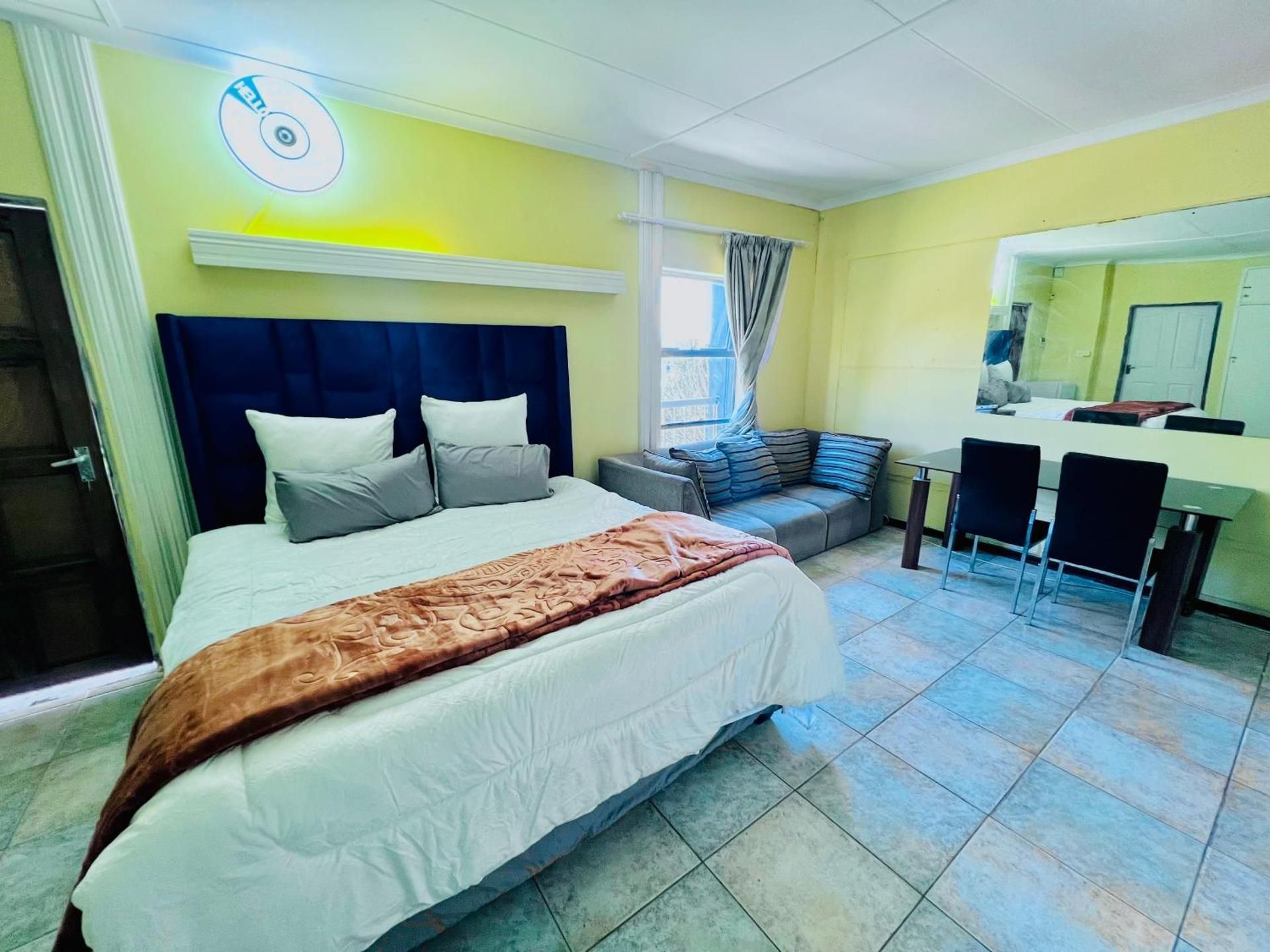 Double Room with Mountain View