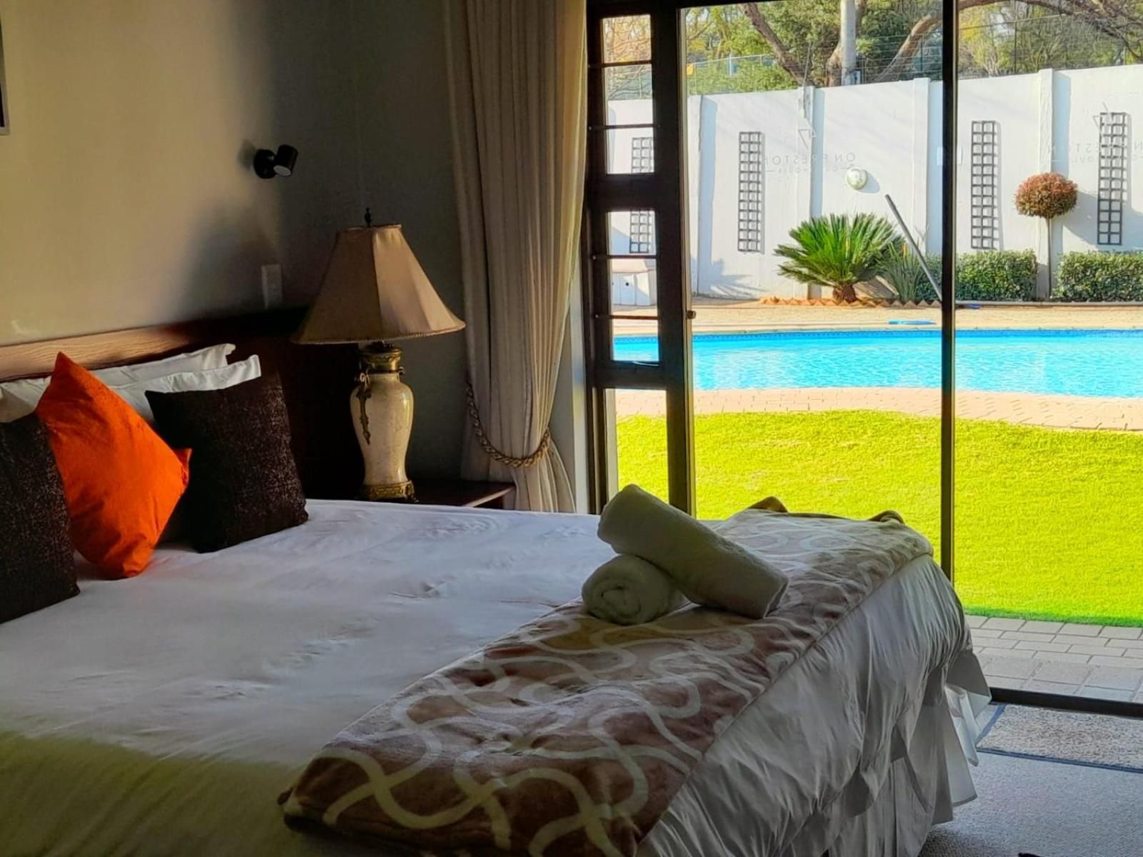 Deluxe Double or Twin Room with Pool View