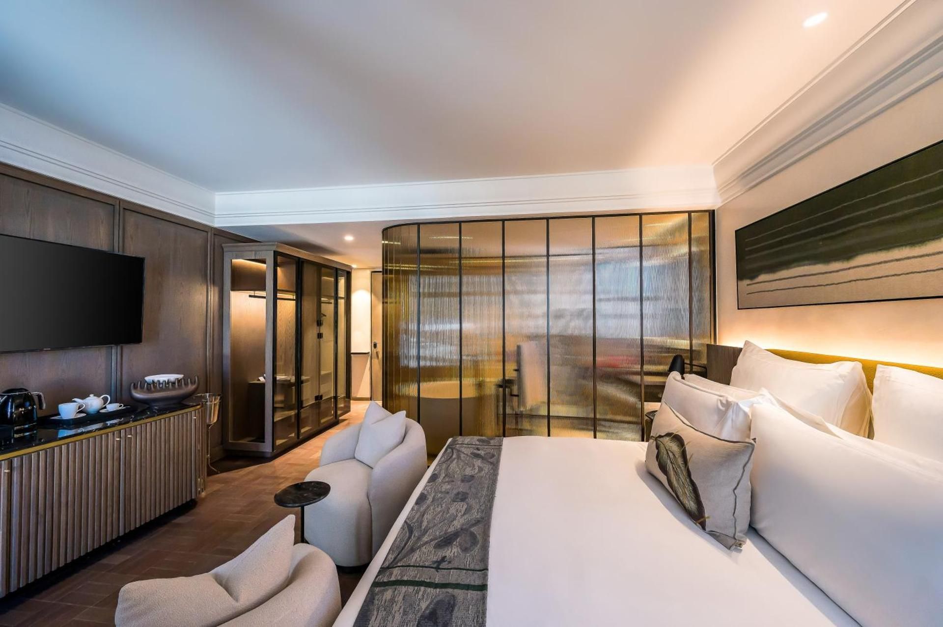 Park Hyatt Johannesburg 1 King Bed Pool View