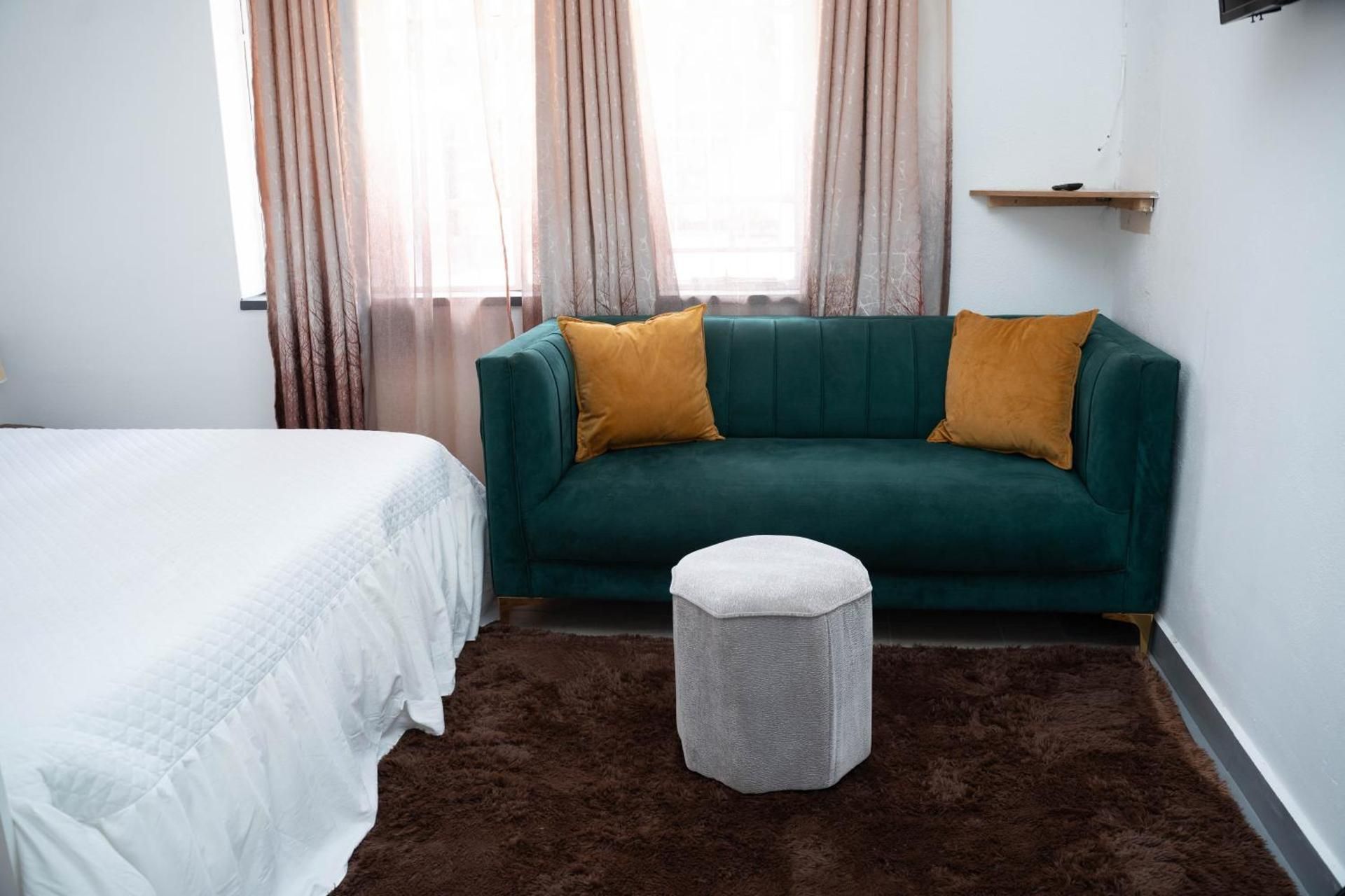 Classic Triple Room
