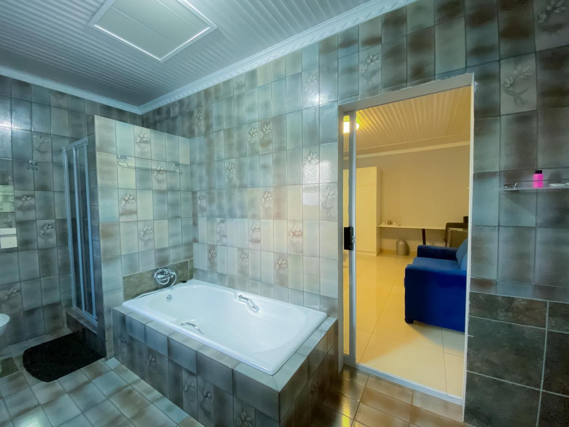 Deluxe Double or Twin Room with Garden View