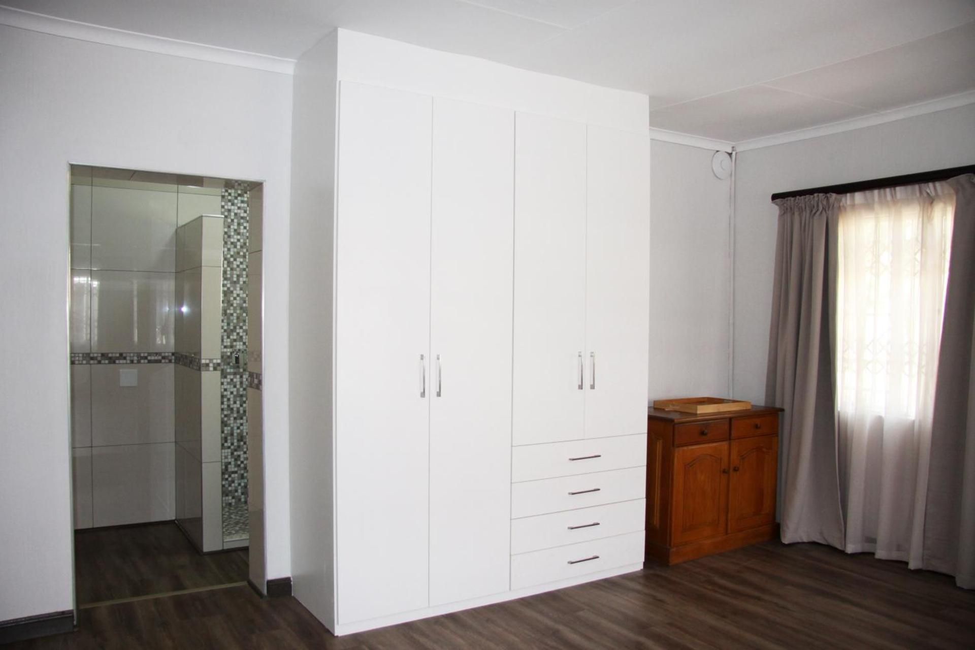 Queen Suite