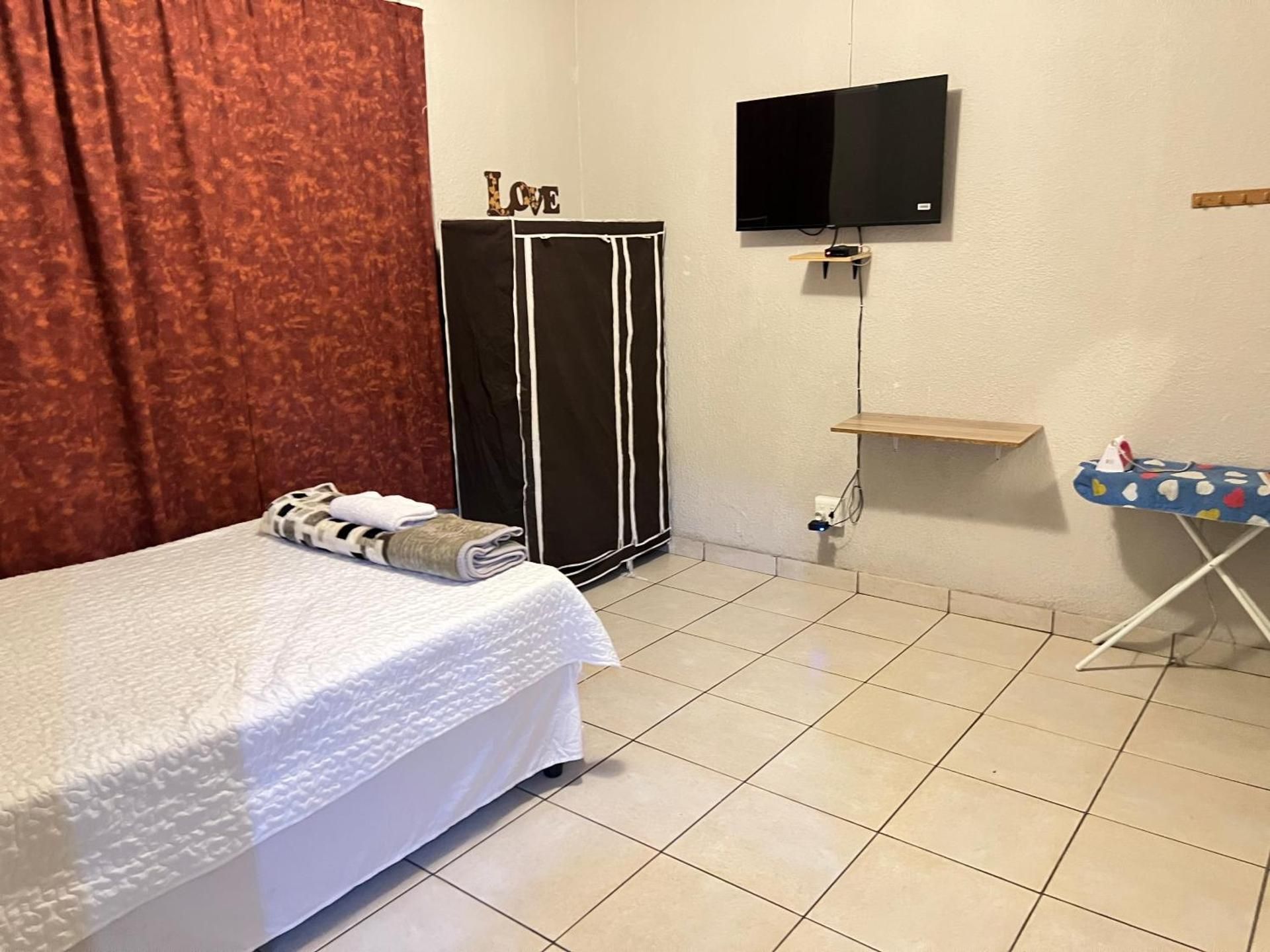 Double Room with Shared Bathroom