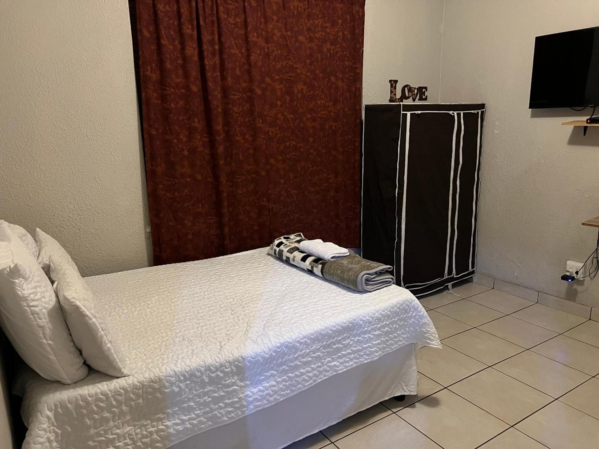 Double Room with Shared Bathroom