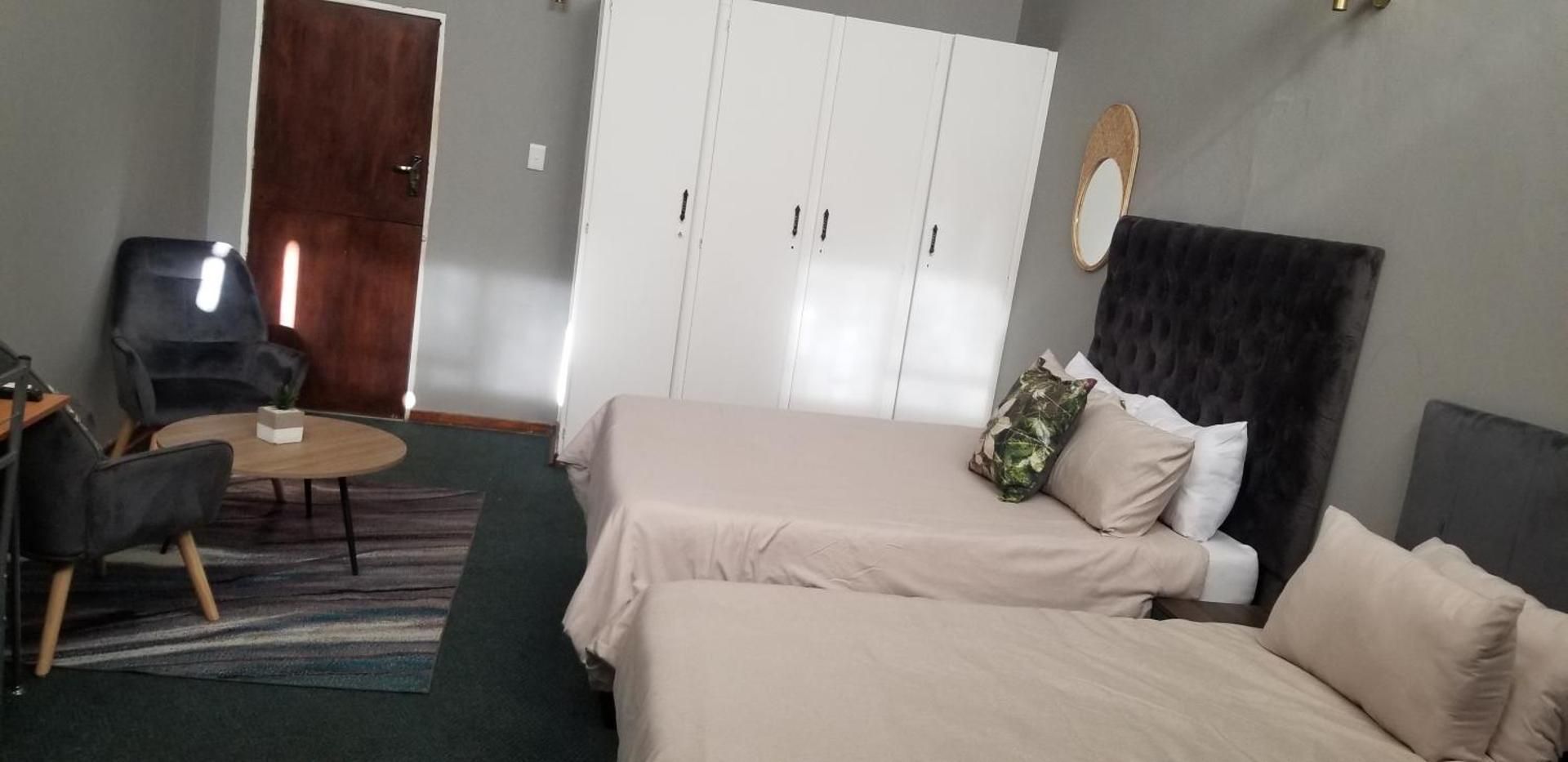 Deluxe Family Suite