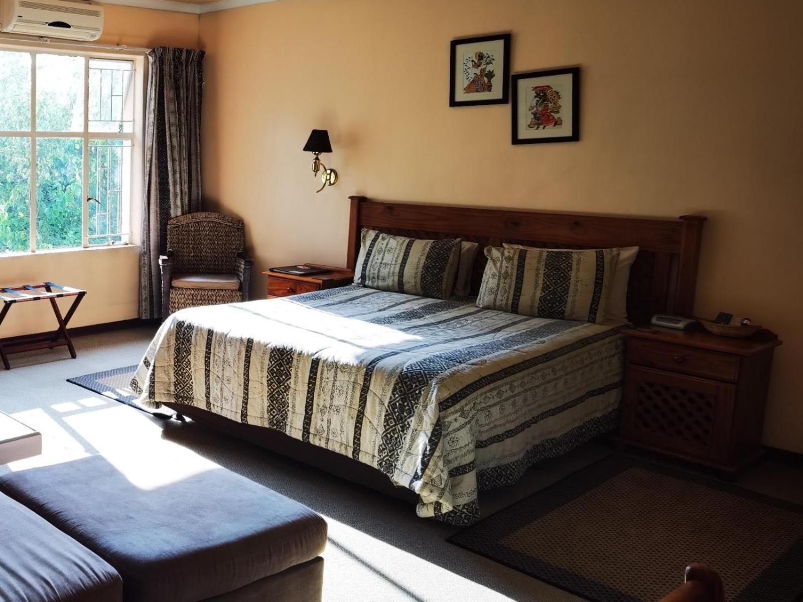 Queen Room