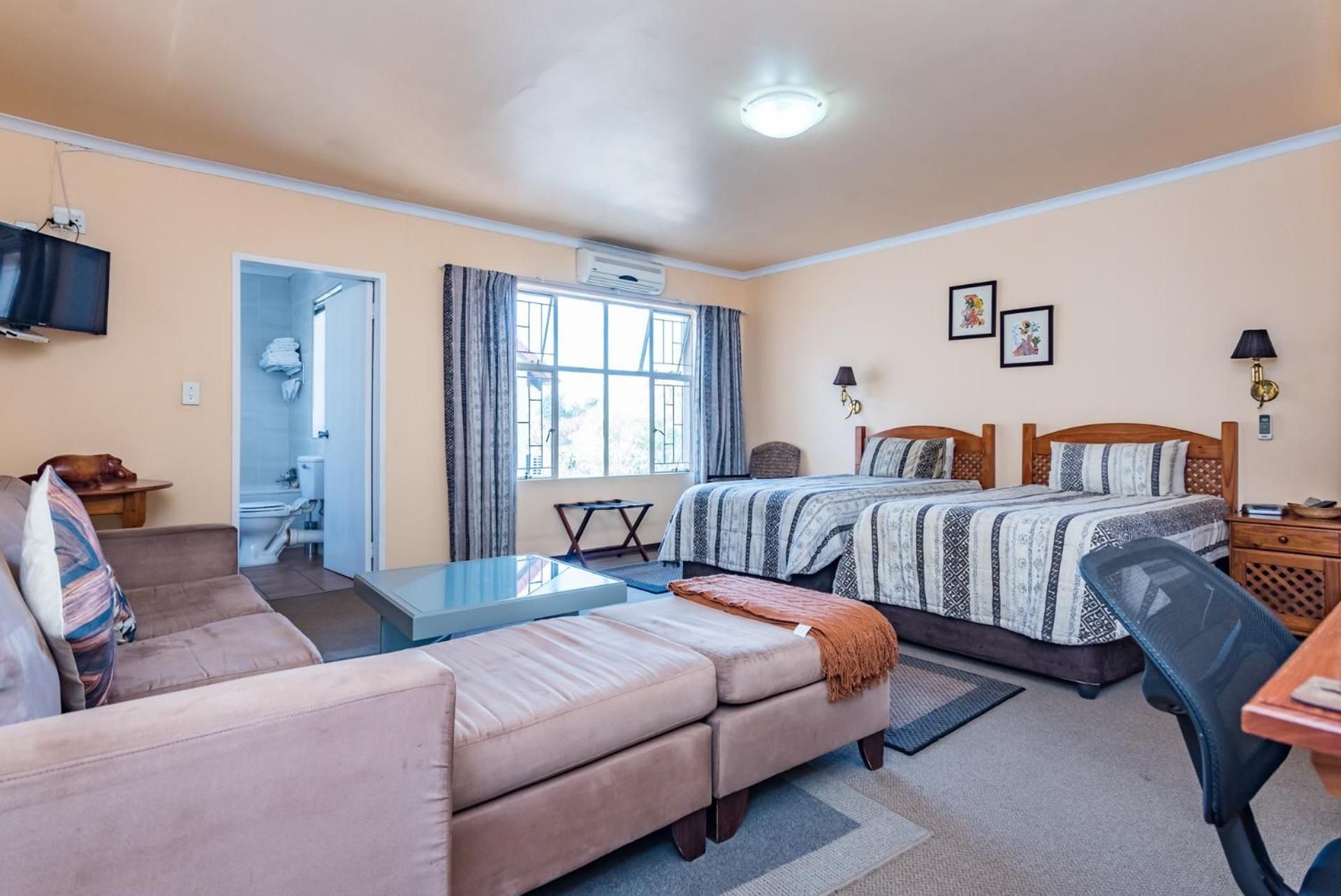 Ipe Tombe Guest Lodge - Midrand Double or Twin Room 2