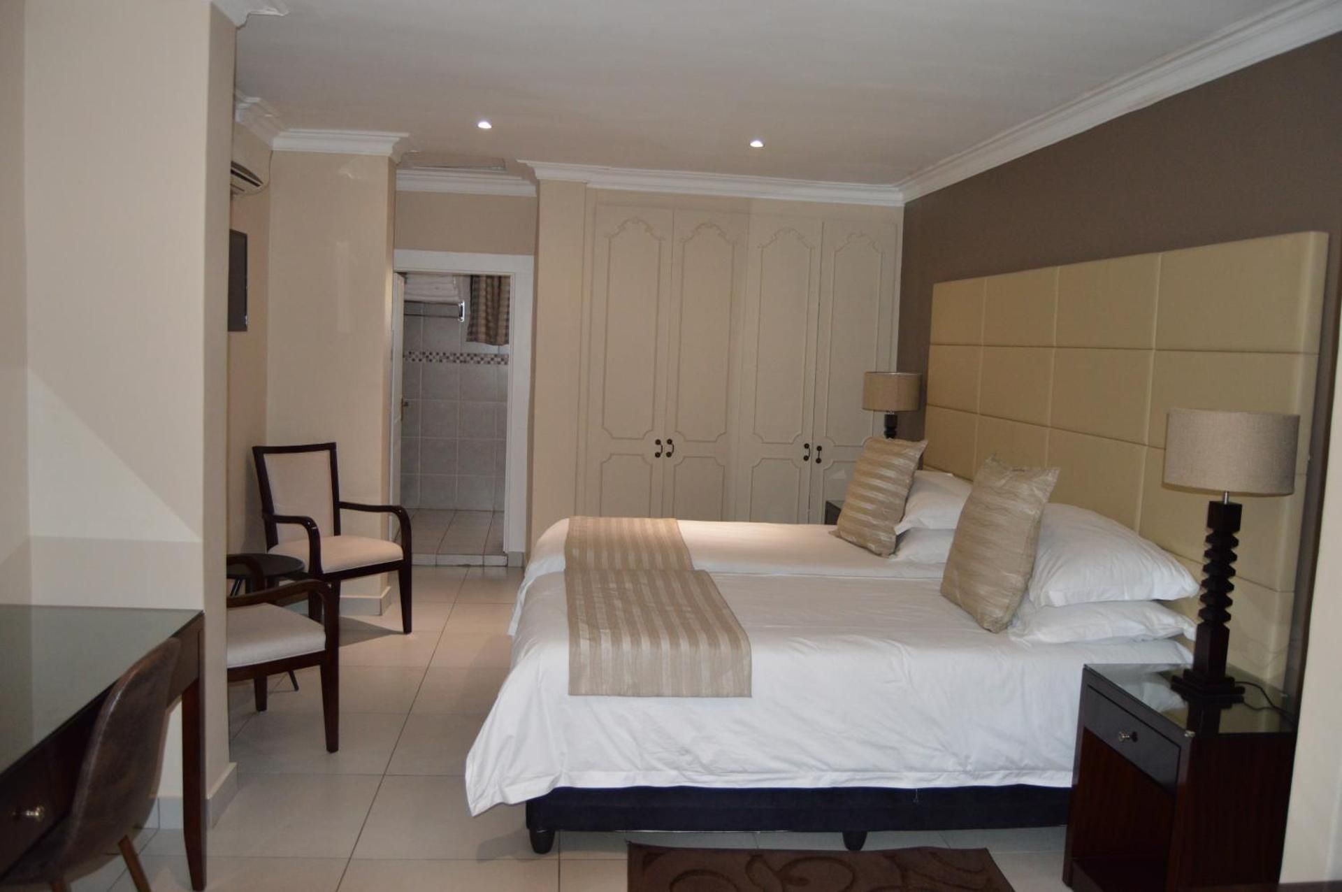 Twin Room with Shower