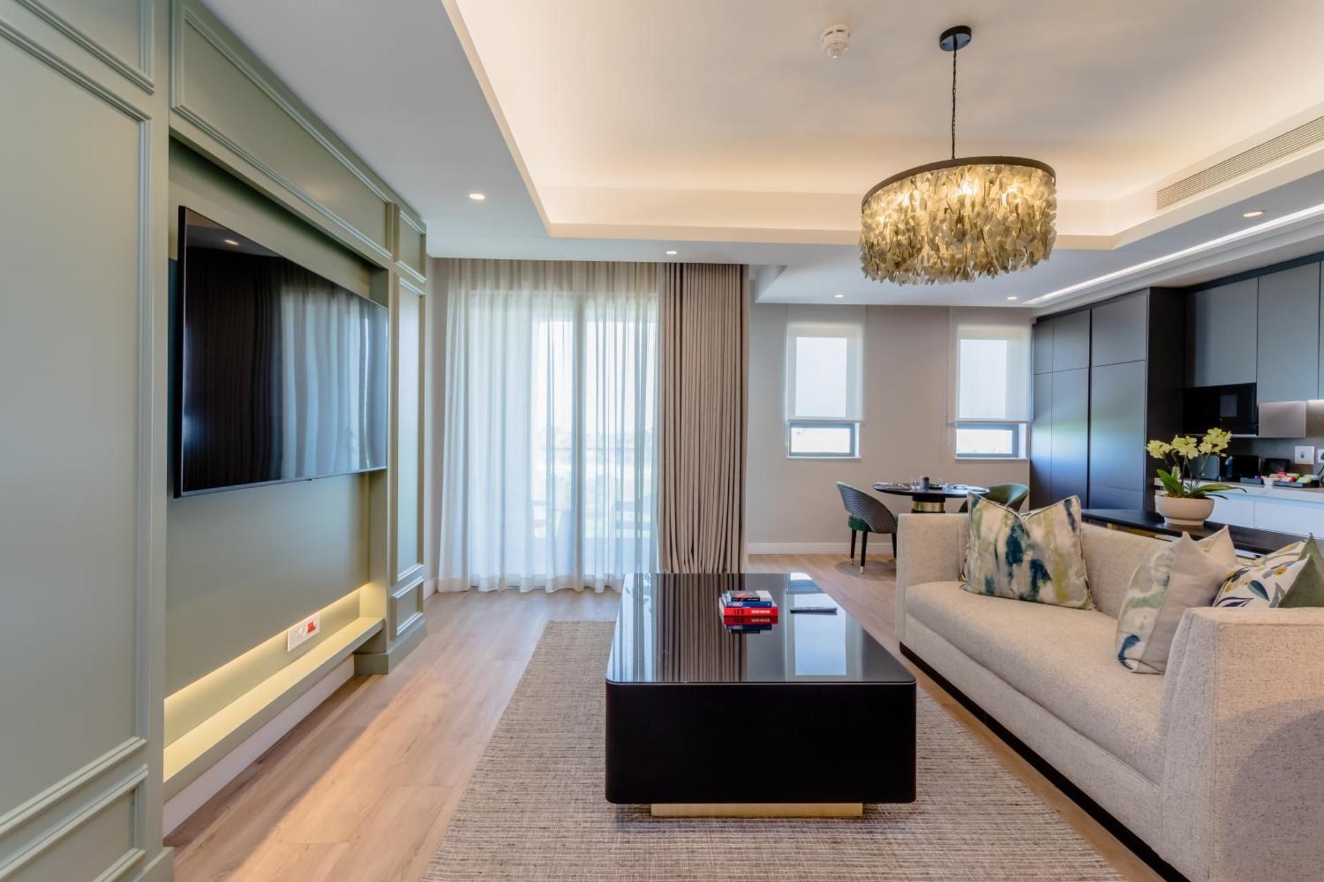 Superior One-Bedroom Apartment