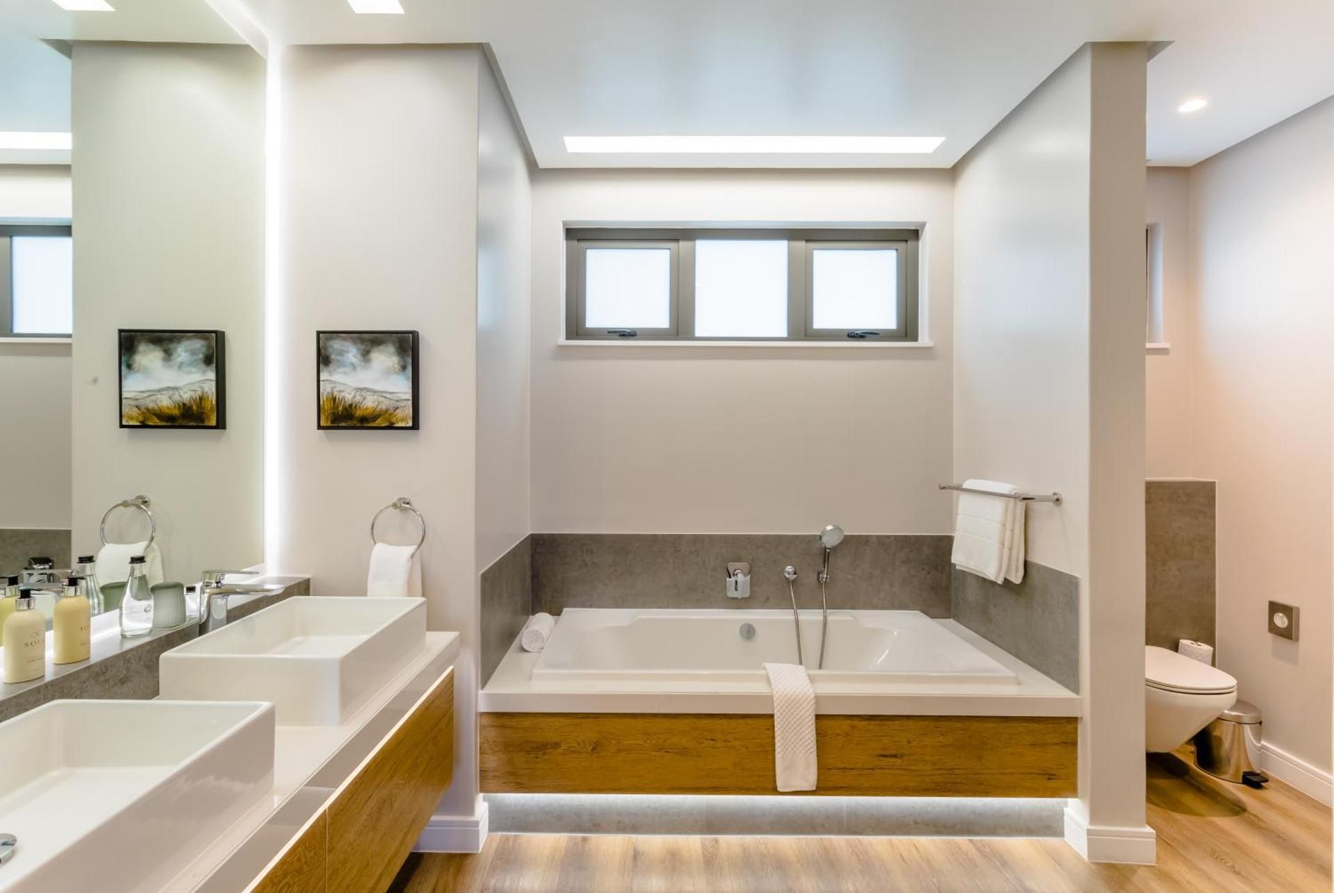 Steyn City Hotel by Saxon Two-Bedroom Deluxe Apartment 2