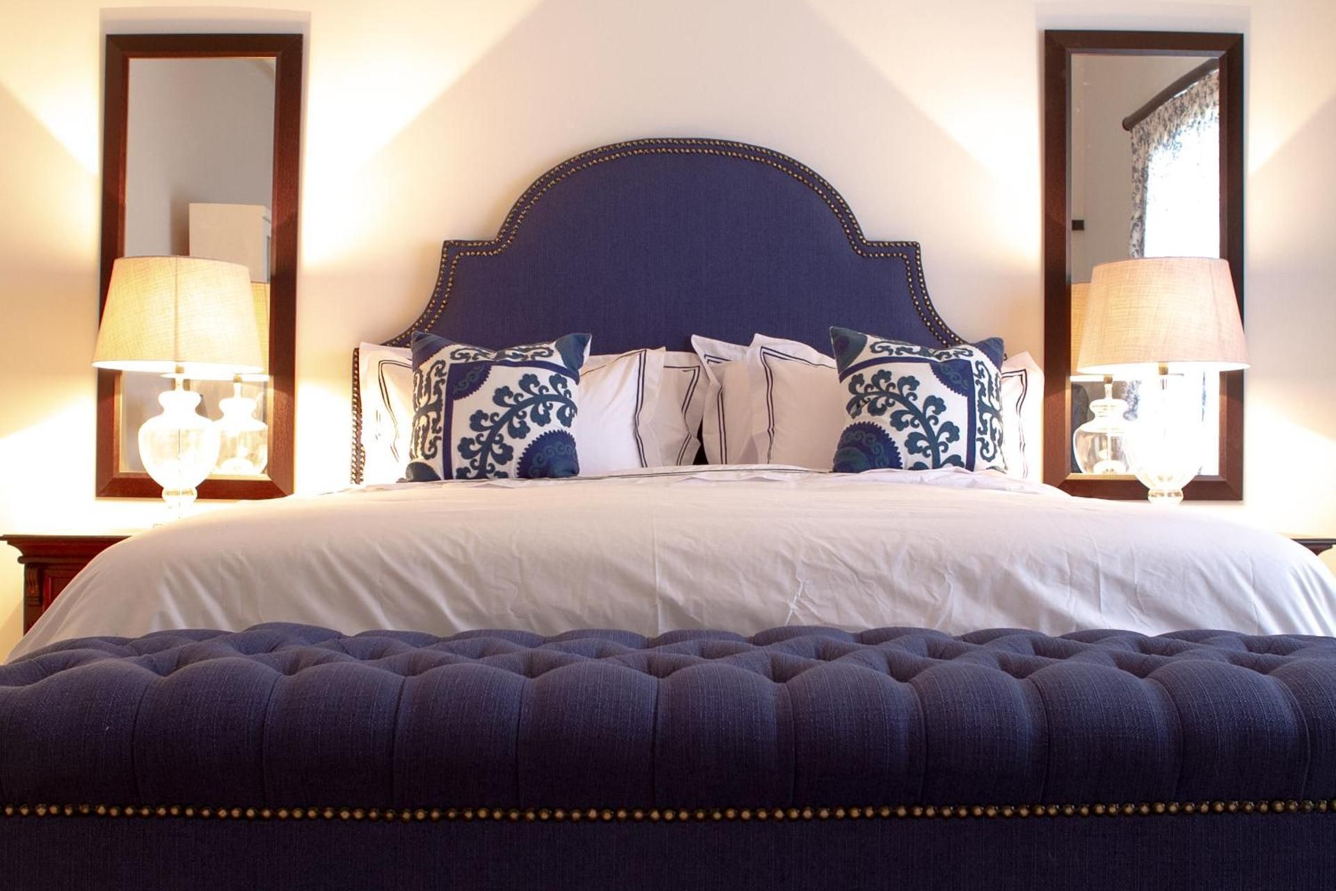 Deluxe King Suite