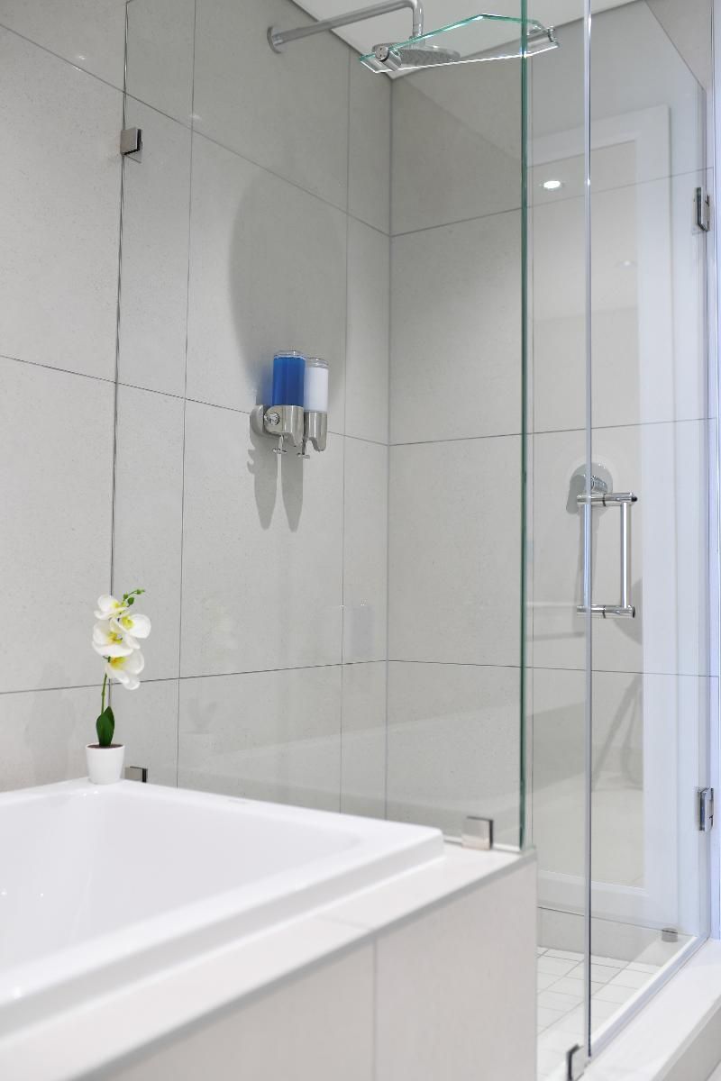 One Bedroom Apartment